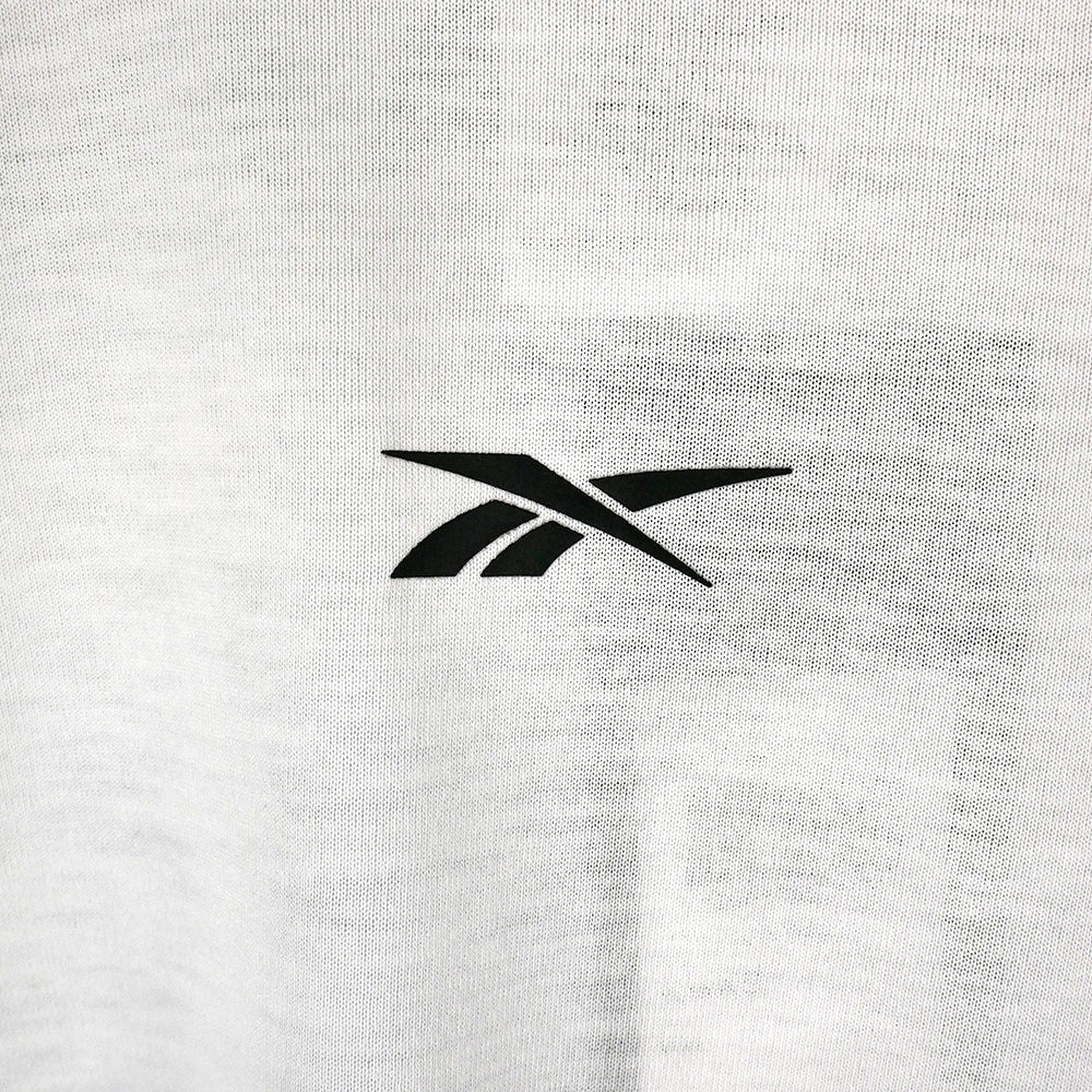 REEBOK Lux Batwing Graphic เสื้อออกกำลังกายผู้หญิง Supersports Thailand