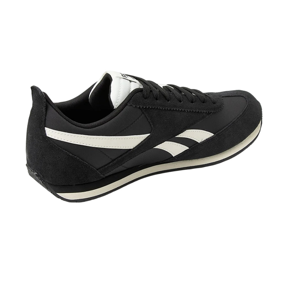 REEBOK R100 Unisex Lifestyle Shoes - Supersports Thailand