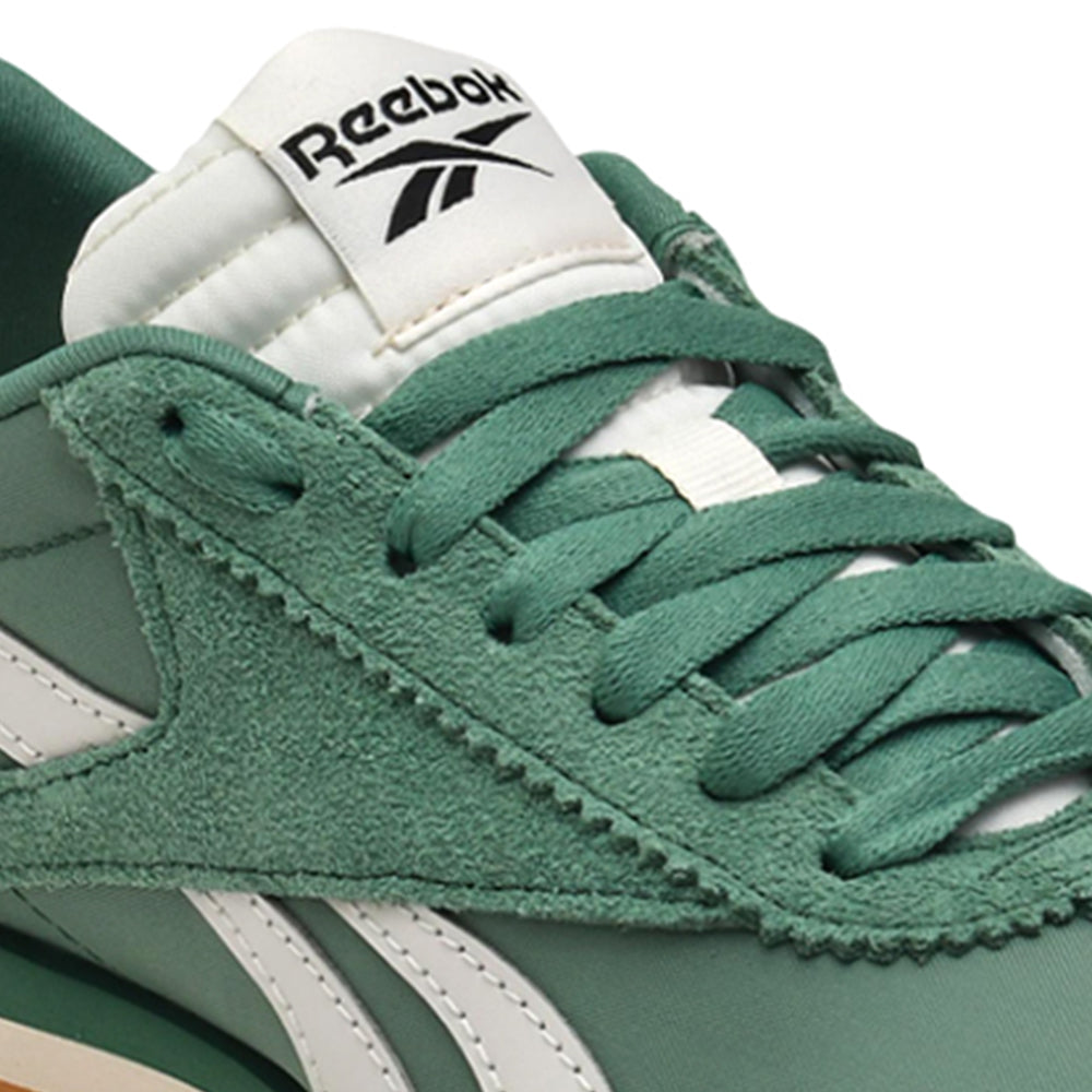 REEBOK R100 Unisex Lifestyle Shoes - Supersports Thailand