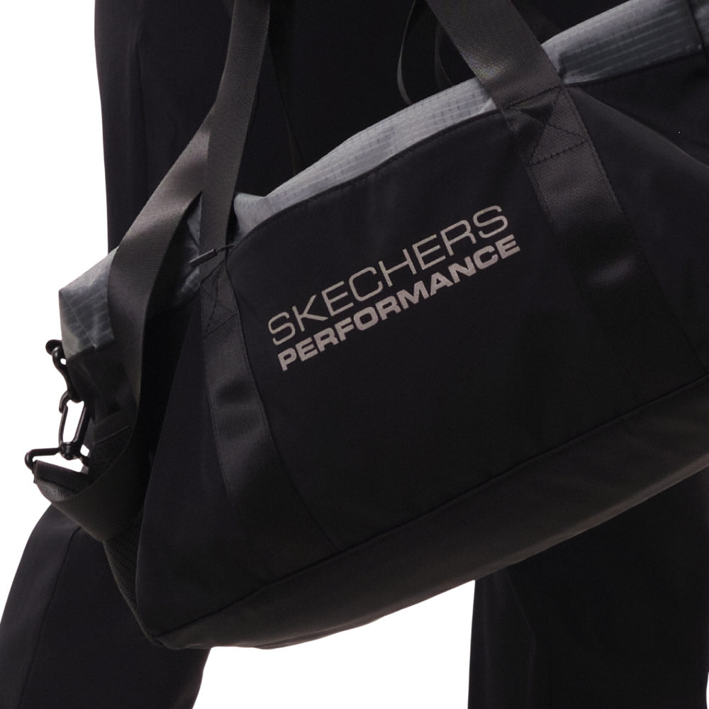 SKECHERS Performance กระเป๋ายิมทรงหมอนผู้ใหญ่ Supersports Thailand