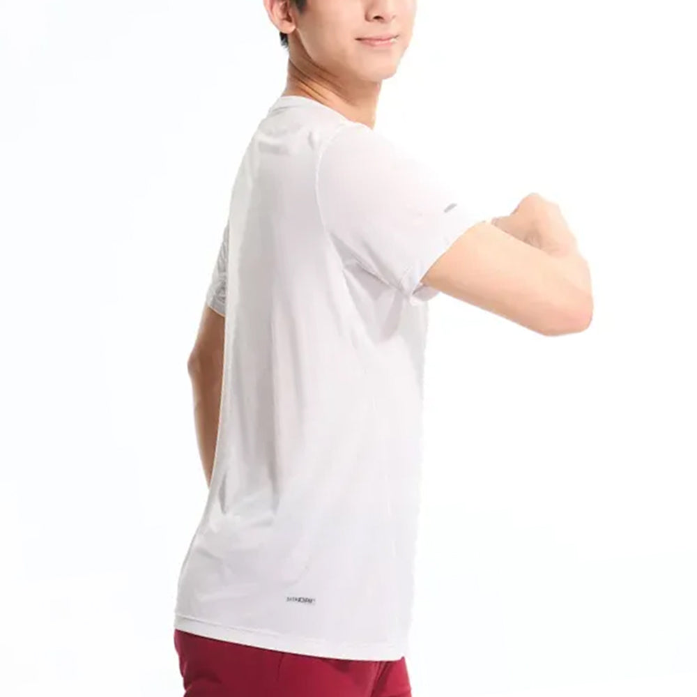SKECHERS Dynamic Walking Performance Men's Training T-Shirt - Supersports Thailand