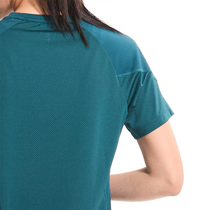 SKECHERS Dynamic Walking Performance Women's Training T-Shirt - Supersports Thailand