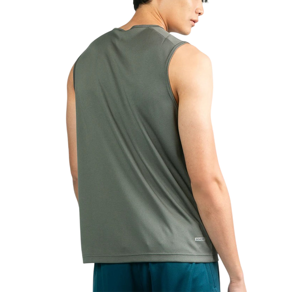 SKECHERS Walking: Performance Sleeveless Tee Men's Training Tank - Supersports Thailand