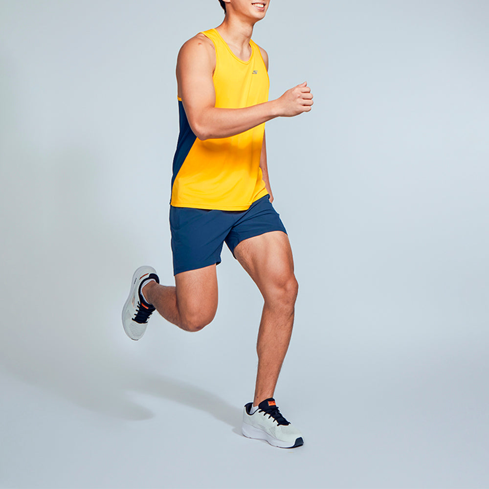 SKECHERS Urban Running: Performance Sleeveless Tee Men's Running Tank - Supersports Thailand