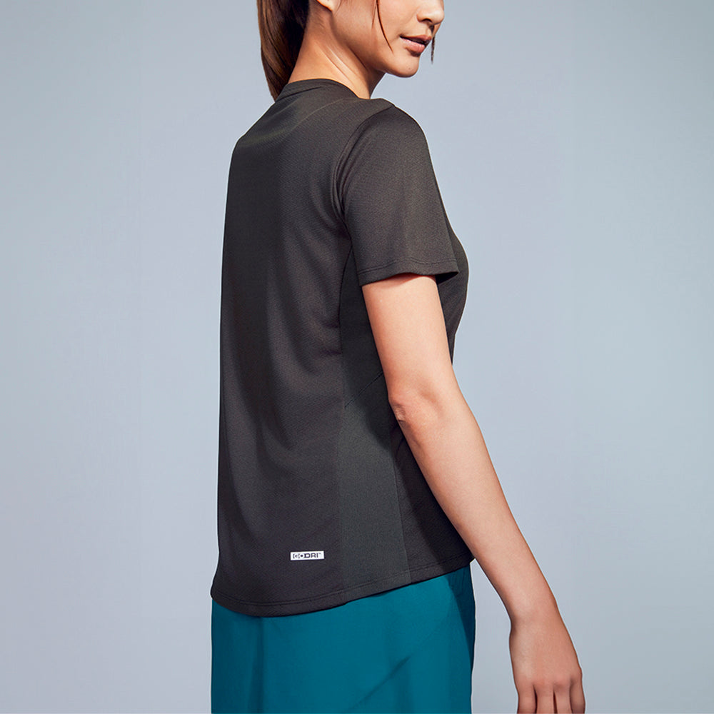 SKECHERS Sleek Motions: Performance Short Sleeve Tee Women's Training T-Shirt - Supersports Thailand