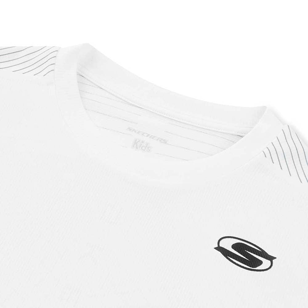 SKECHERS Runners Club: Performance Short Sleeve Boys T-Shirt - Supersports Thailand Supersports Thailand