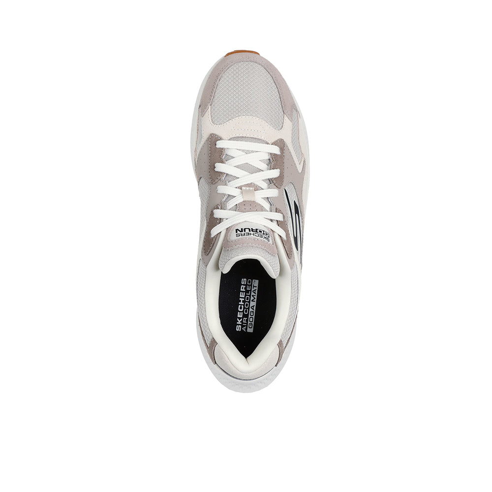 SKECHERS Performance GOrun Consistent 2.0 - Retro Runner V1 รองเท้าวิ่งผู้ชาย