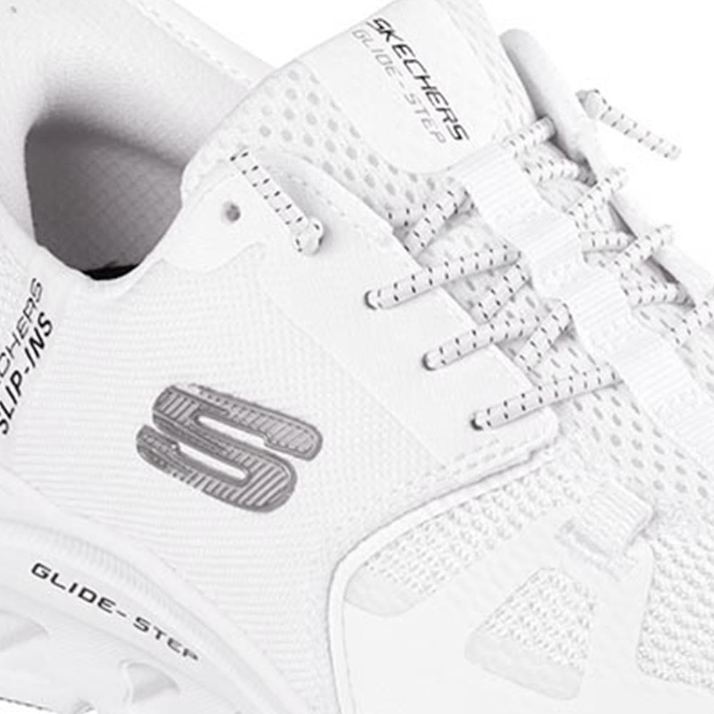 SKECHERS Hands Free Slip-ins: Glide-Step Pro Women's Lifestyle Shoes - Supersports Thailand