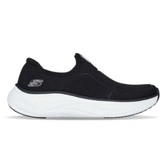 SKECHERS Skech Cloud - Soft Serenity Women's Lifestyle Shoes - Supersports Thailand