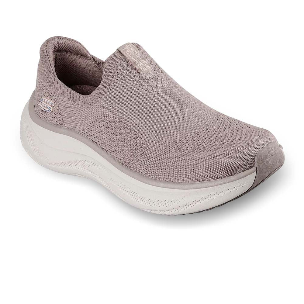 SKECHERS Skech Cloud - Soft Serenity Women's Lifestyle Shoes - Supersports Thailand Supersports Thailand