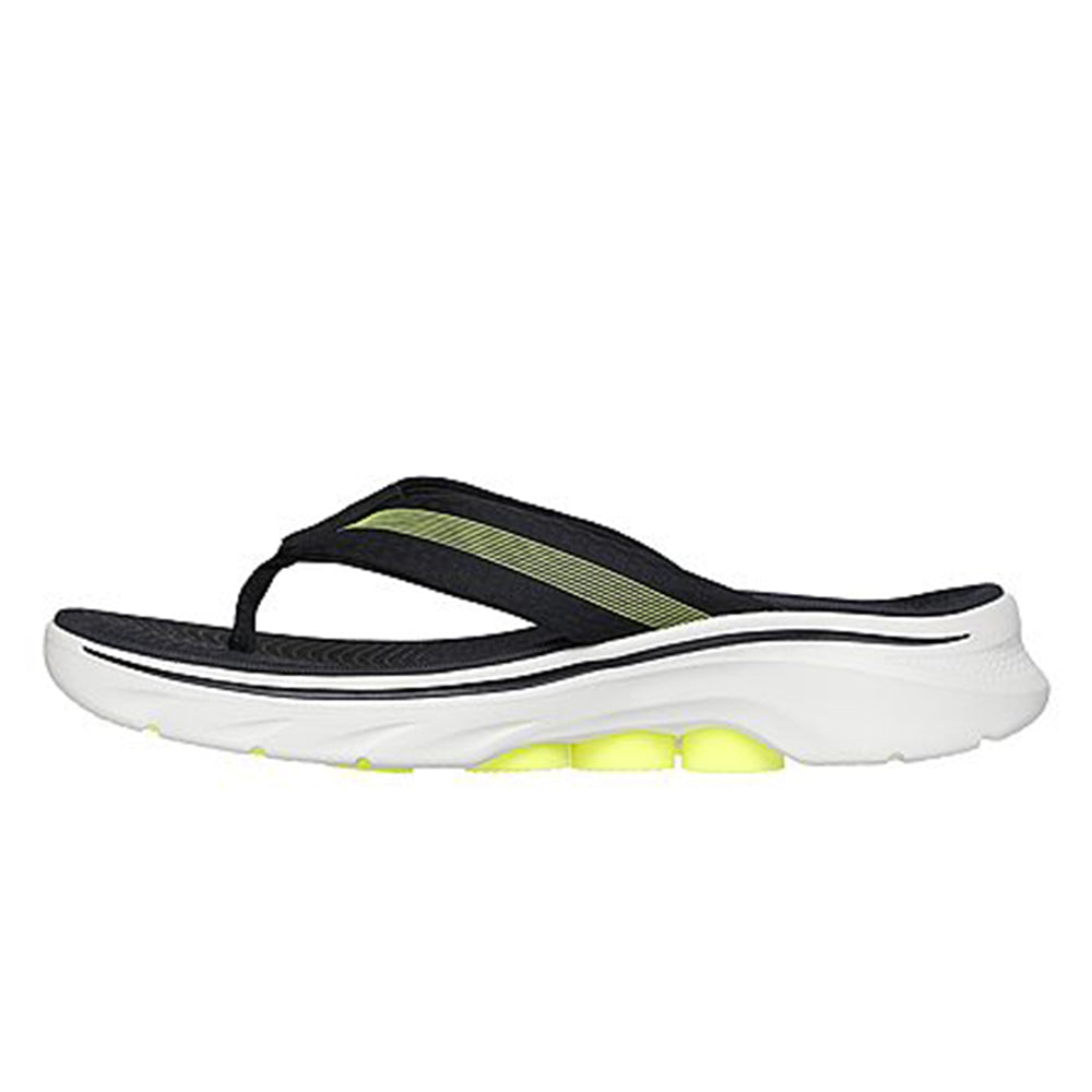 SKECHERS Go Walk 7 รองเท้าแตะผู้ชาย