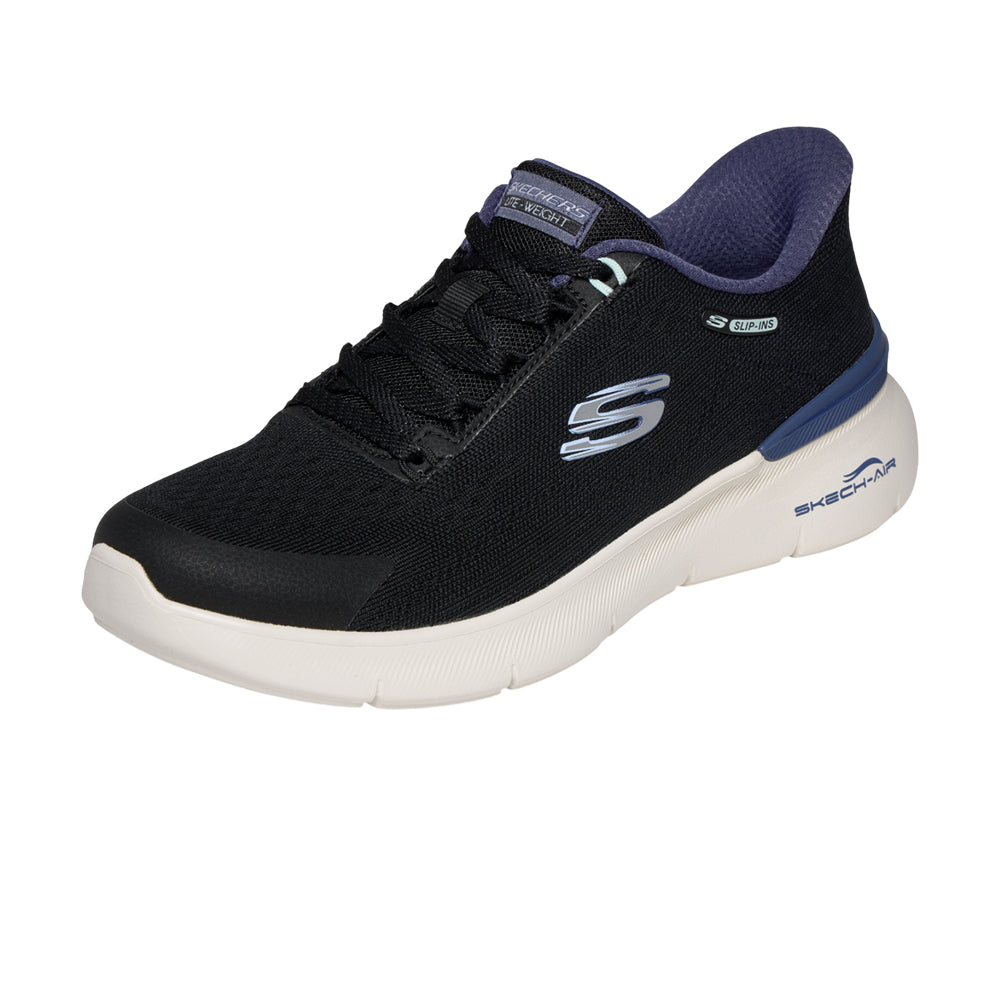 SKECHERS Hands Free Slip-ins®: Skech-Air® Dynamight 2.0 - Upward Shift Women's Lifestyle Shoes - Supersports Thailand