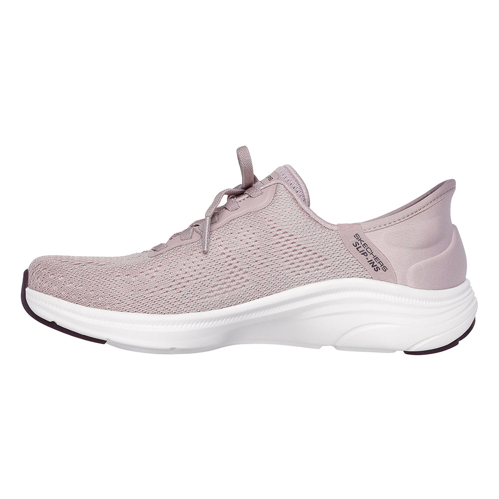 SKECHERS Slip-ins® D'lux Comfort 2.0 - Aerial Women's Lifestyle Shoes - Supersports Thailand Supersports Thailand