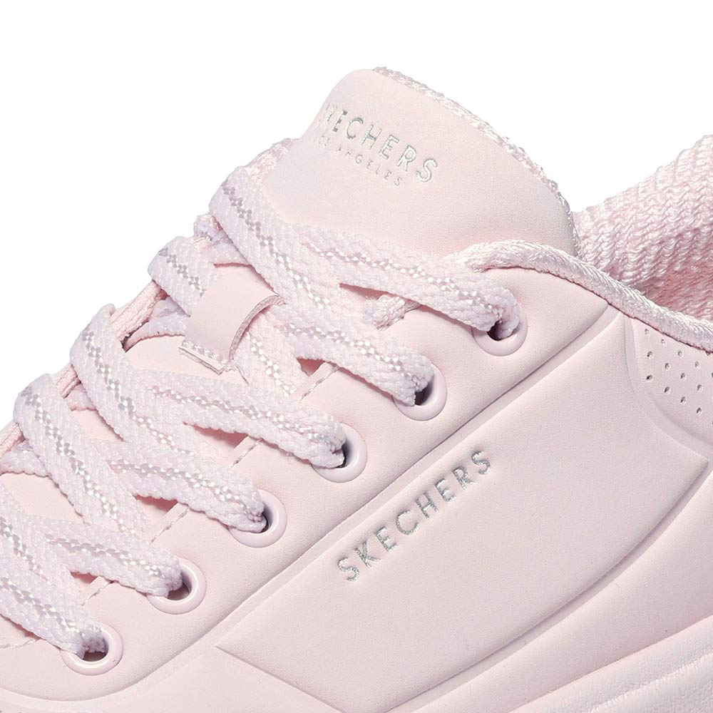 SKECHERS Street™ Hands Free Slip-ins®: Arch Fit® Horizon Court - Solid Choice Women's Lifestyle Shoes - Supersports Thailand
