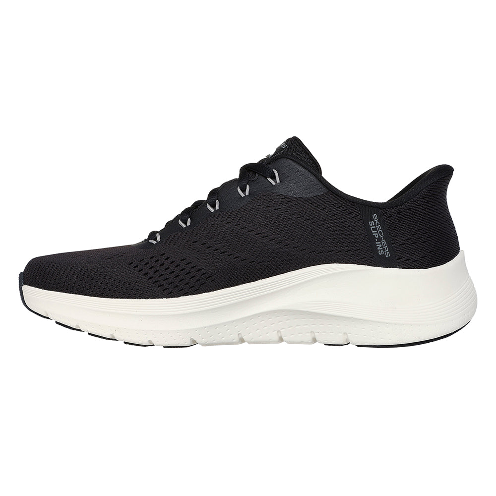 SKECHERS Hands Free Slip-ins®: Arch Fit® 2.0 - Lestur Men's Lifestyle Shoes - Supersports Thailand Supersports Thailand