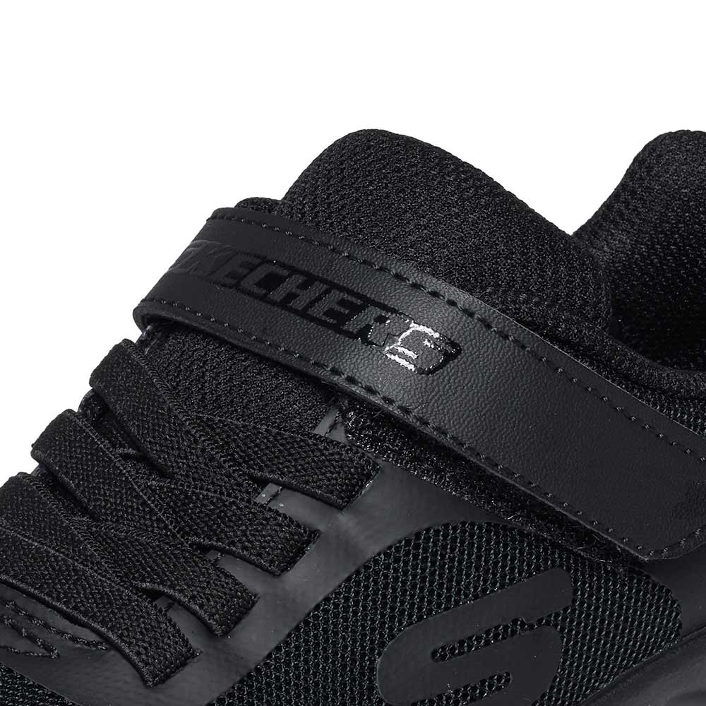 SKECHERS Dynamatic Girls Lifestyle Shoes - Supersports Thailand Supersports Thailand