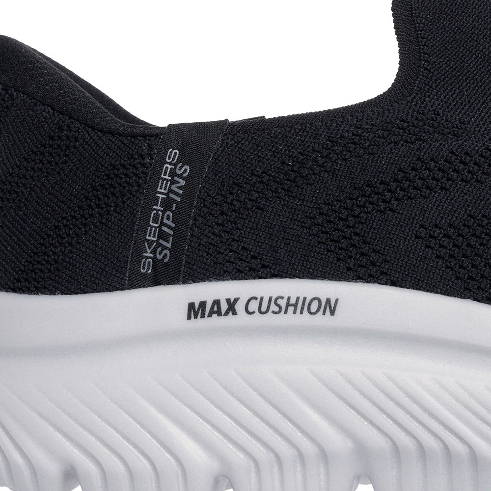 SKECHERS Slip-Ins: GOwalk Max Cushioning Hyper Burst - Faber รองเท้าออกกำลังกายผู้ชาย Supersports Thailand