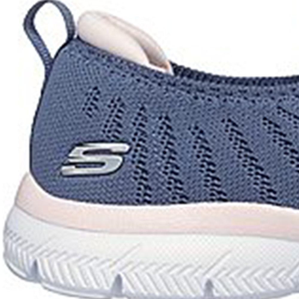 SKECHERS Pure Genius Women's Lifestyle Shoes - Supersports Thailand