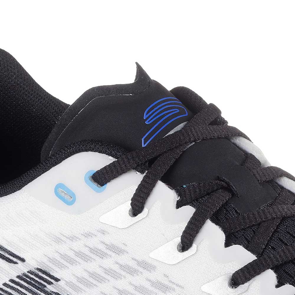 SKECHERS GO RUN Razor 5™ รองเท้าวิ่งผู้ชาย
