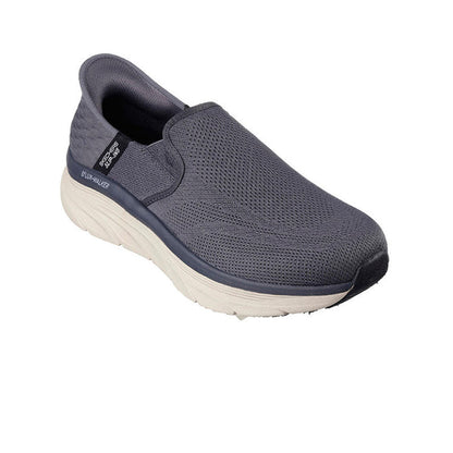 SKECHERS Hands Free Slip-ins™ Relaxed Fit®: D'Lux Walker - Orford Men's Lifestyle Shoes - Supersports Thailand