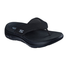 SKECHERS Go Walk Arch Fit 2.0 - Surfacer III รองเท้าแตะผู้ชาย