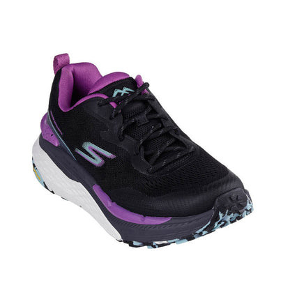 SKECHERS Max Cushioning Elite™ Trail 2.0 รองเท้าวิ่งเทรลผู้หญิง