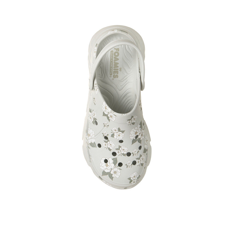 SKECHERS Max Cushioning Foamies - Gardenia Women's Sandals - Supersports Thailand
