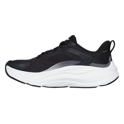 SKECHERS Max Cushioning®: Max Run - Pacewave รองเท้าวิ่งผู้หญิง