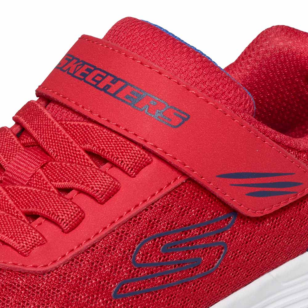 SKECHERS GO RUN 400 V2 - Quanta-Stride Boys Lifestyle Shoes - Supersports Thailand