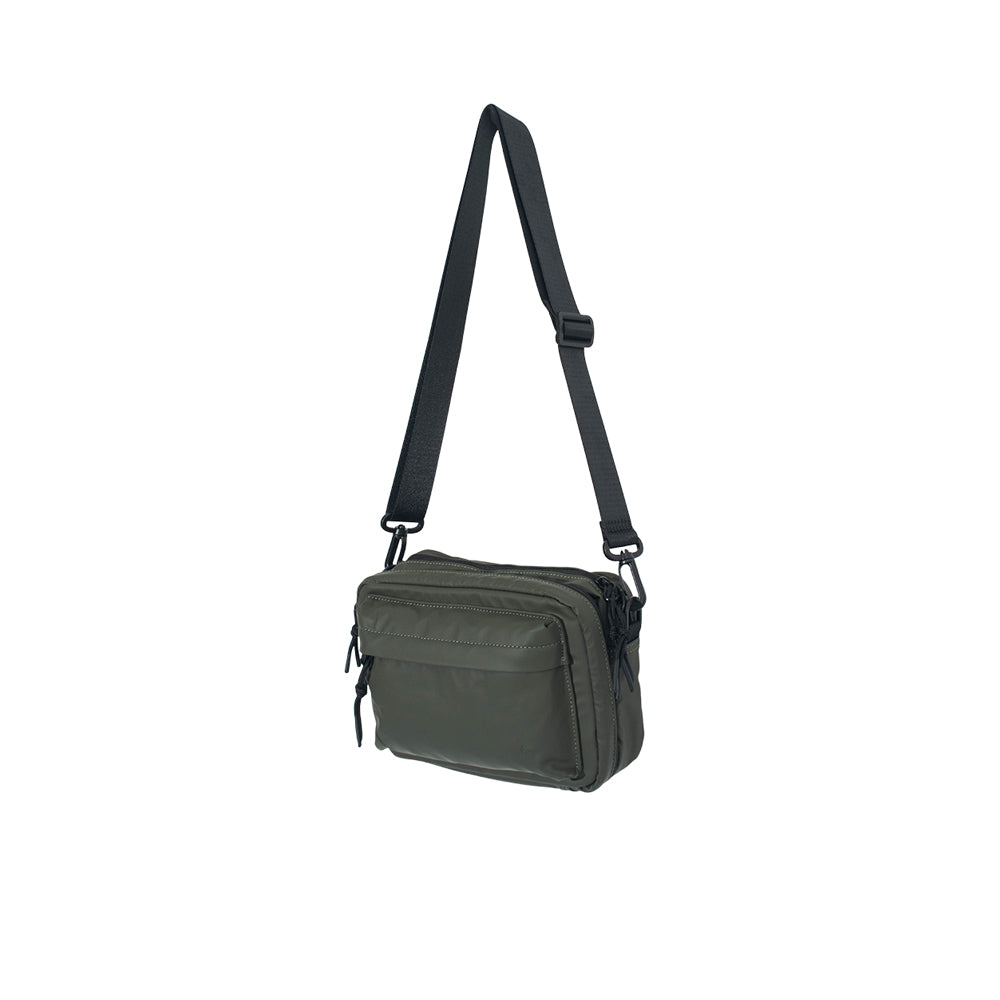 SPIKE Square Zip Unisex Crossbody Supersports Thailand