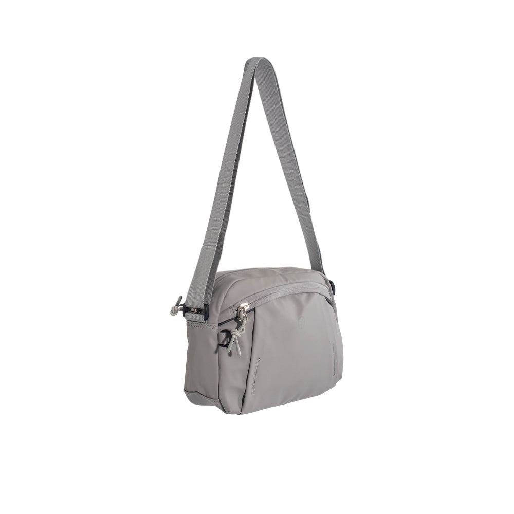 SPIKE Duck Unisex Crossbody Bag - Supersports Thailand