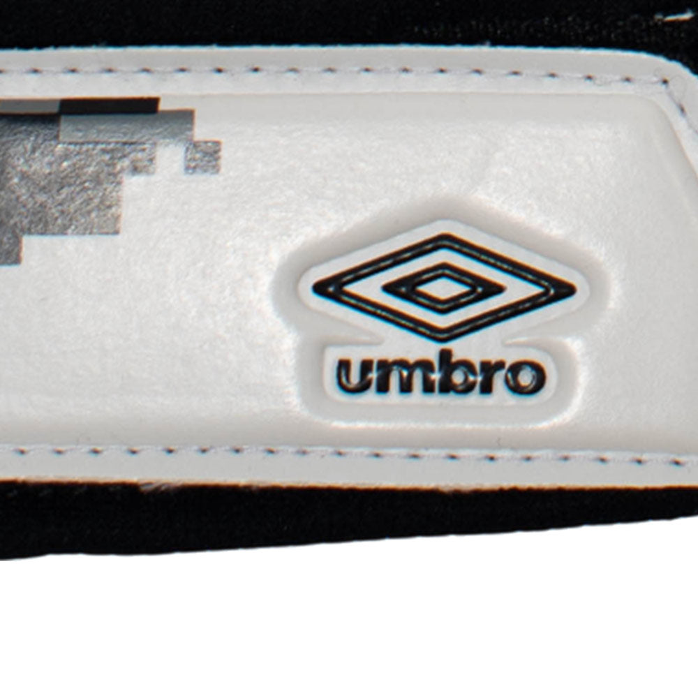 UMBRO Formation Men's Goalkeeper Gloves - Supersports Thailand