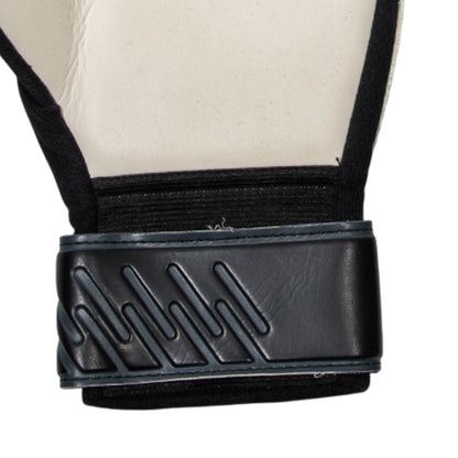 UMBRO Formation Men's Goalkeeper Gloves - Supersports Thailand