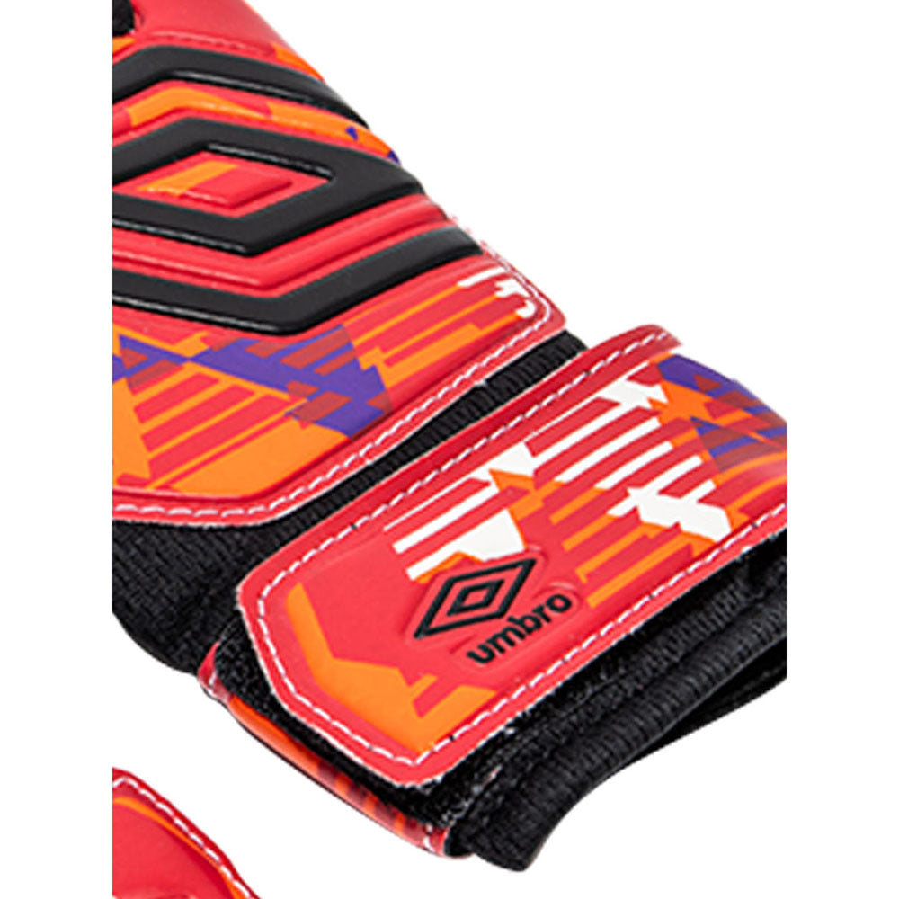 UMBRO Formation Men's Goalkeeper Gloves - Supersports Thailand
