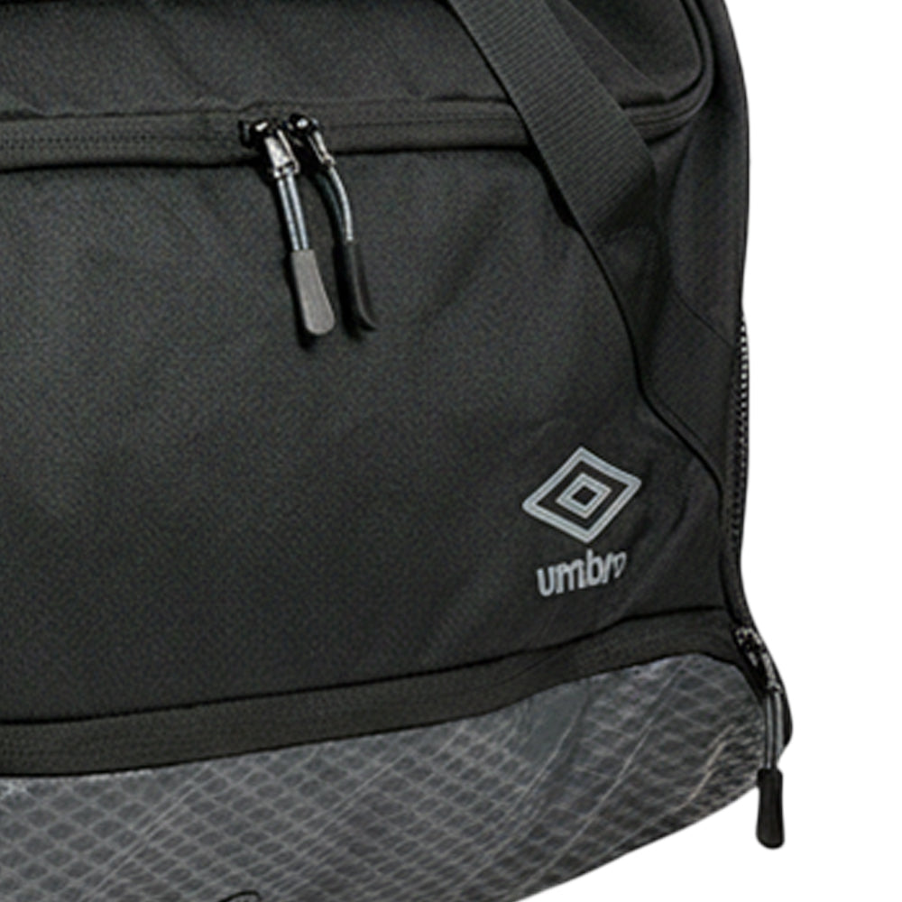 UMBRO Training Large Unisex Duffle Bag - Supersports Thailand Supersports Thailand