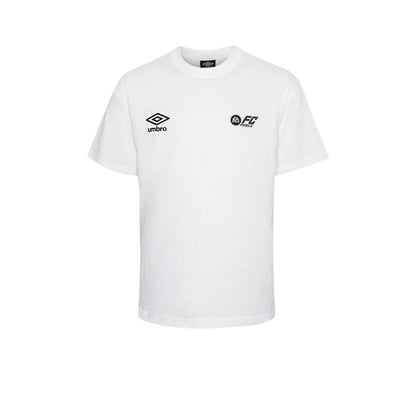 UMBRO x FC Mobile เสื้อยืดผู้ชาย