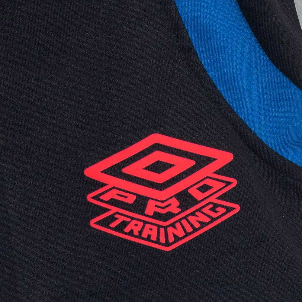 UMBRO Training Active Men's Football Shorts - Supersports Thailand
