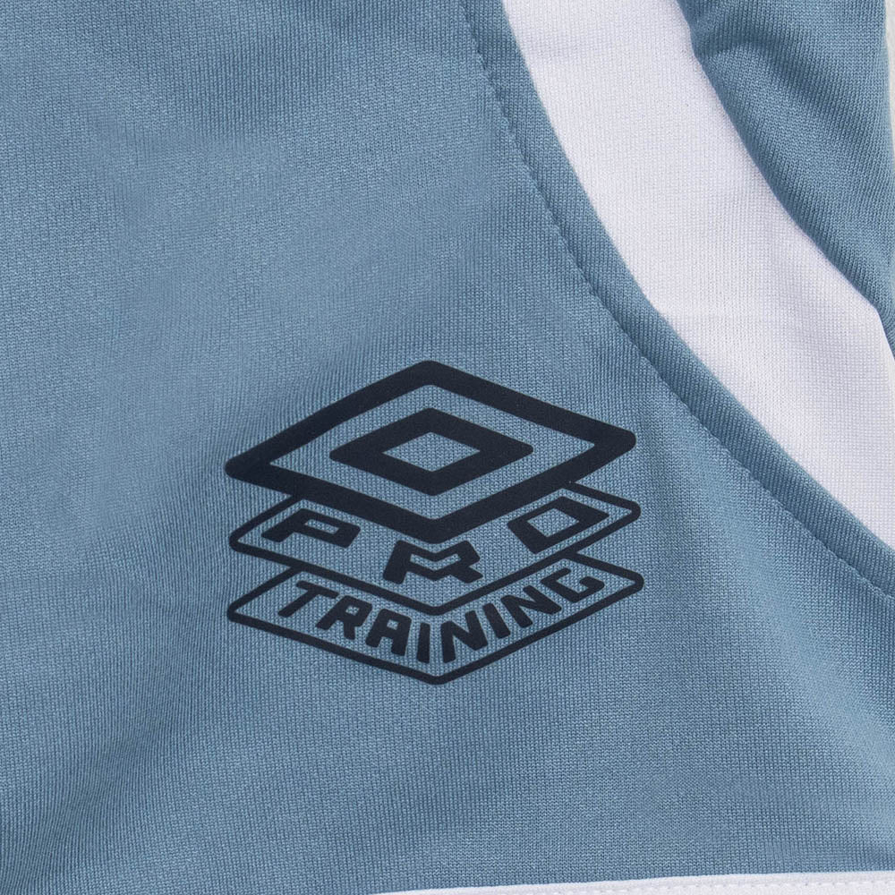 UMBRO Training Active Men's Football Shorts - Supersports Thailand