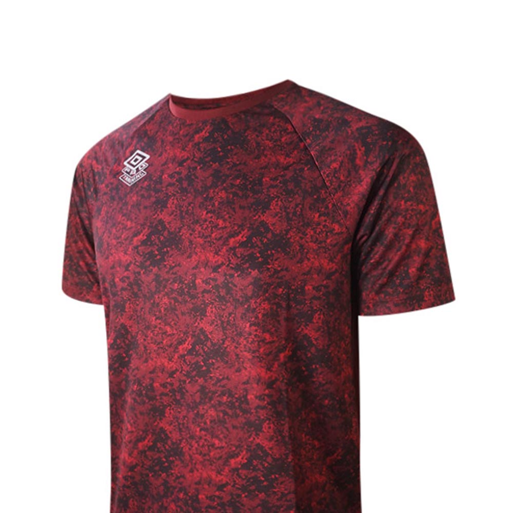 UMBRO Pro Training Active เสื้อฟุตบอลผู้ชาย