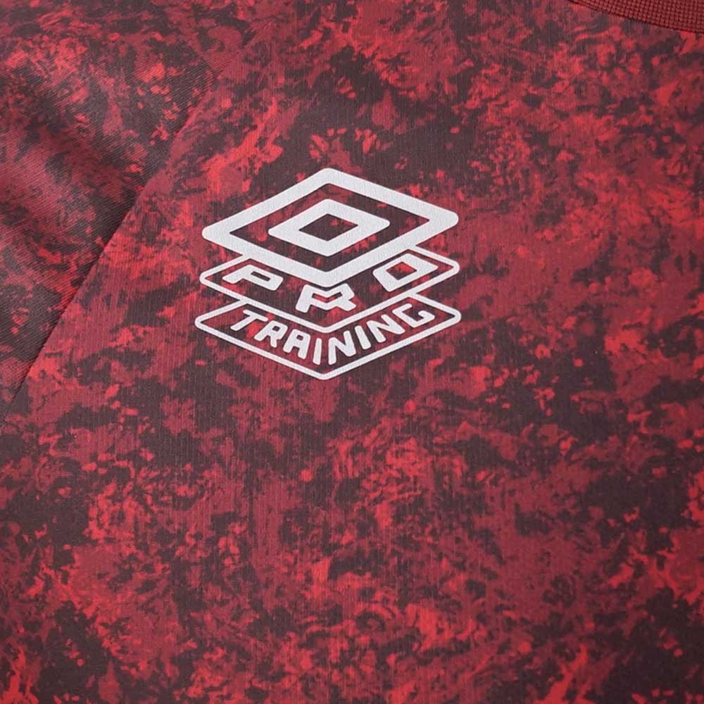 UMBRO Pro Training Active เสื้อฟุตบอลผู้ชาย