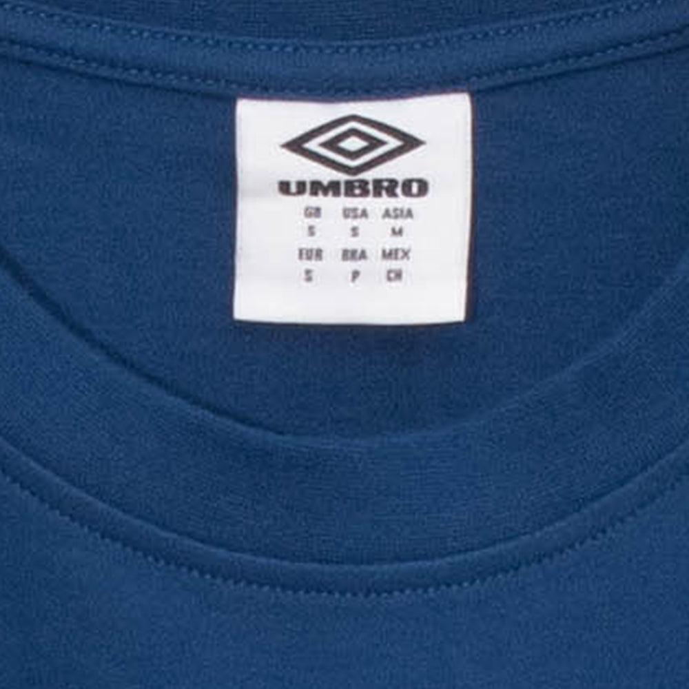 UMBRO Away Days เสื้อยืดฟุตบอลผู้ชาย Supersports Thailand