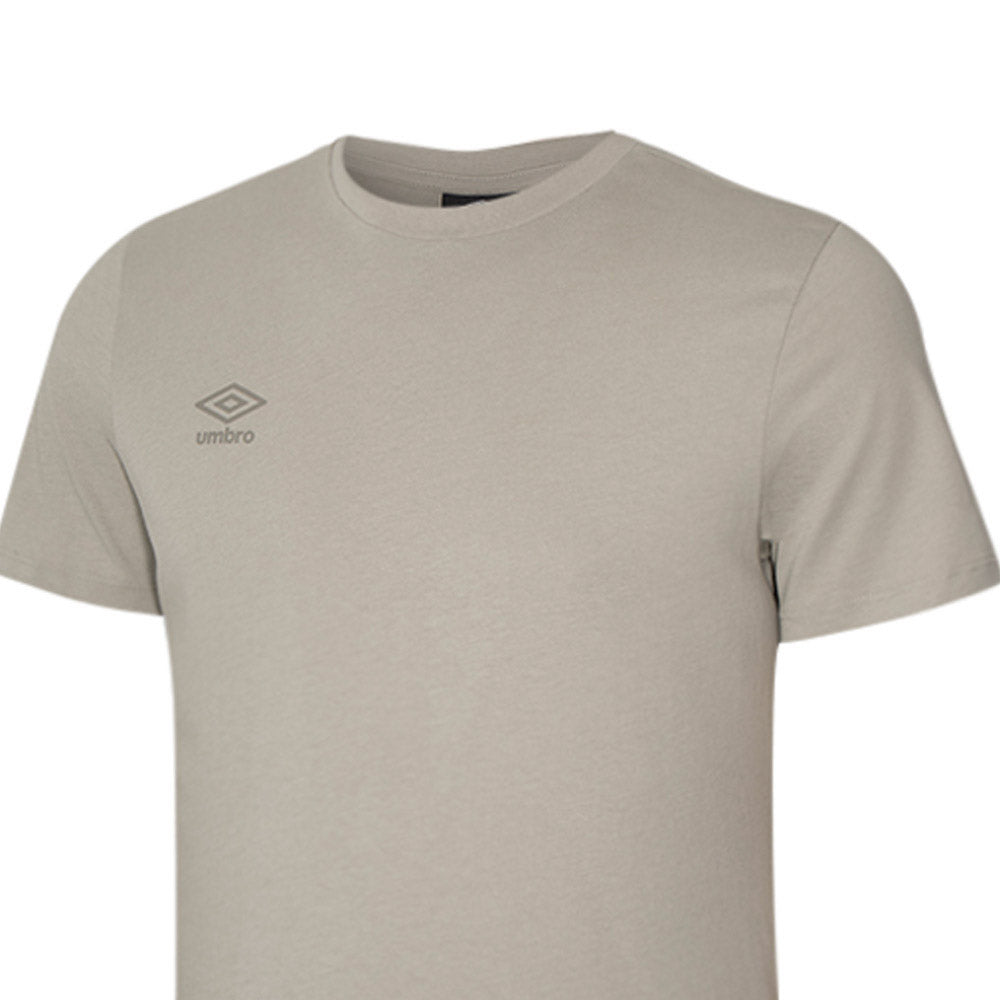 UMBRO Stadium Graphic Men's T-Shirt - Supersports Thailand