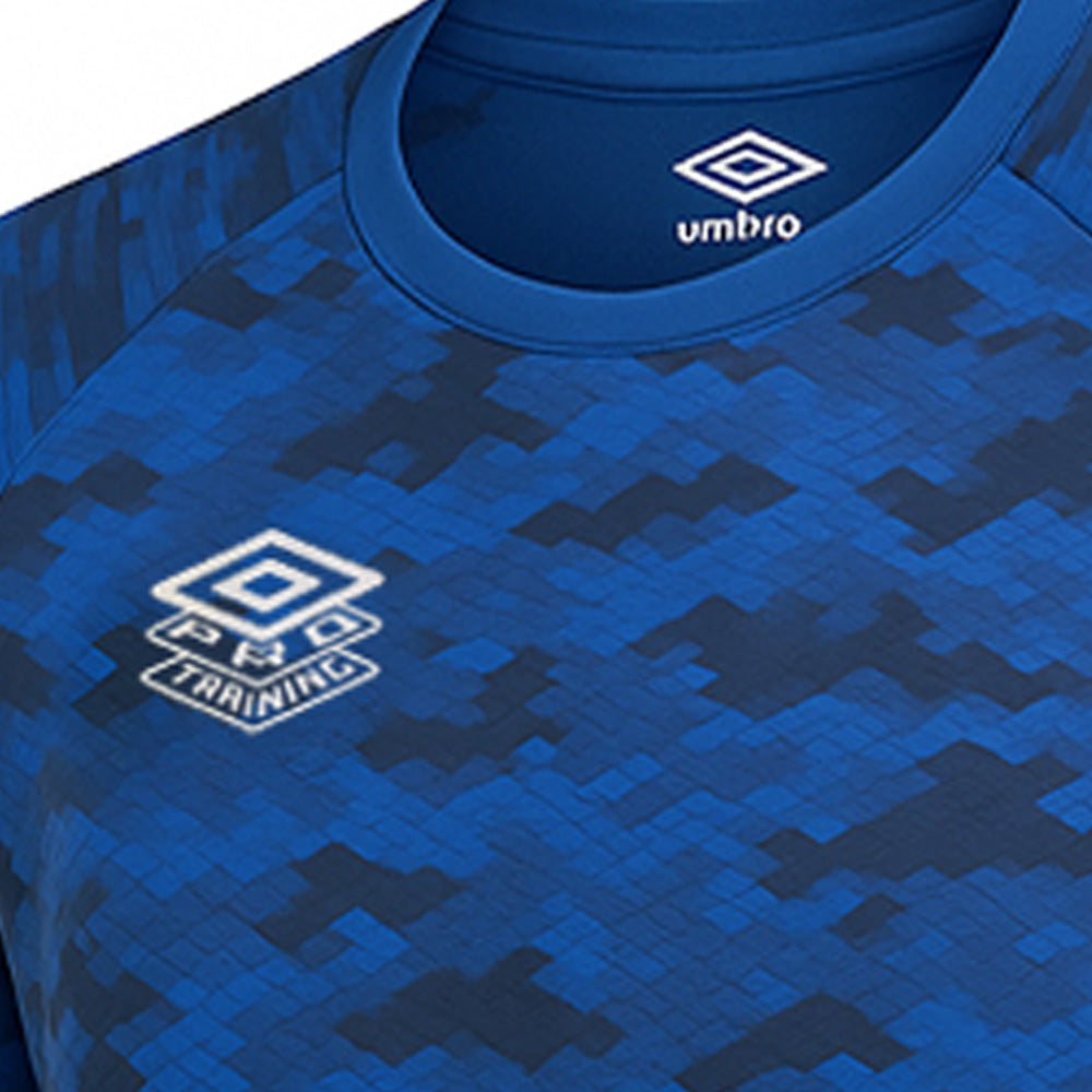 UMBRO Pro Training Graphic เสื้อฟุตบอลผู้ชาย