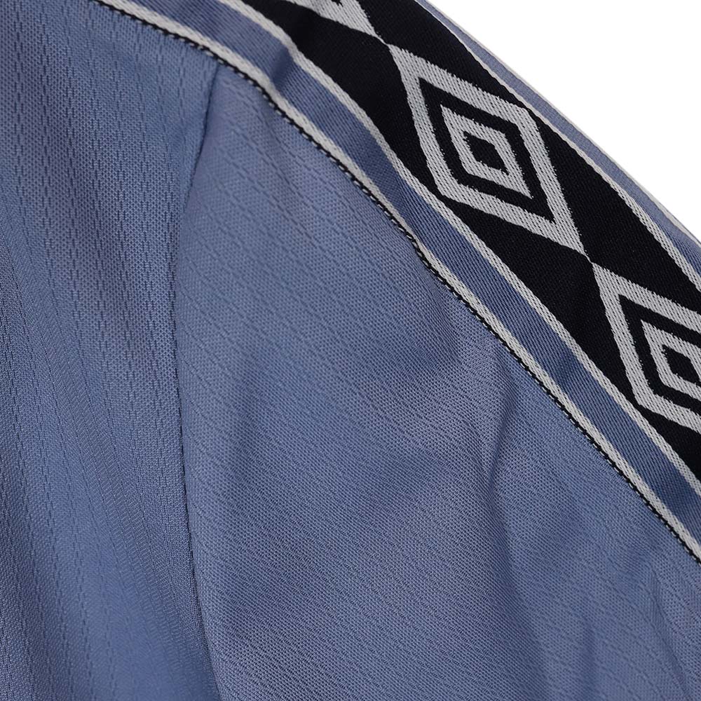 UMBRO Taped Men's Football Jersey - Supersports Thailand