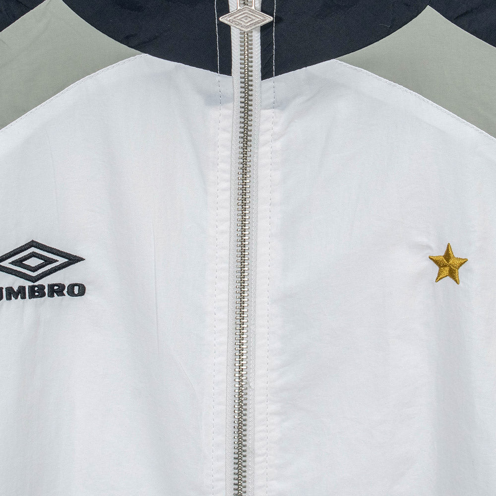 UMBRO Relaxed Track เสื้อแจ็กเก็ตผู้ชาย Supersports Thailand