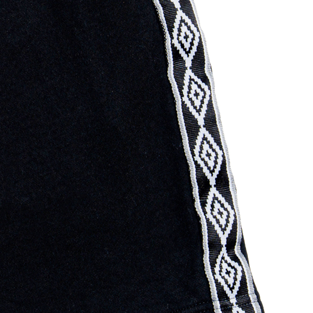 UMBRO x GoodGoods Taped กางเกงลำลองขาสั้นผู้ชาย Supersports Thailand