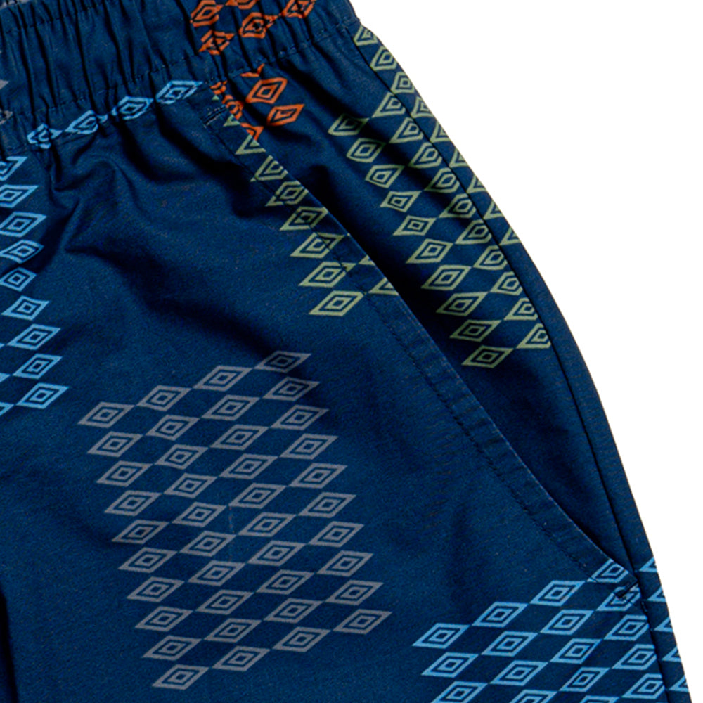 UMBRO x GoodGoods Chess กางเกงลำลองขาสั้นผู้ชาย Supersports Thailand