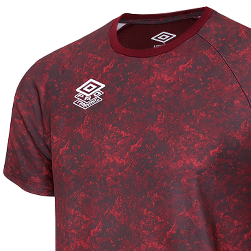 UMBRO Pro Training Graphic เสื้อฟุตบอลผู้ชาย