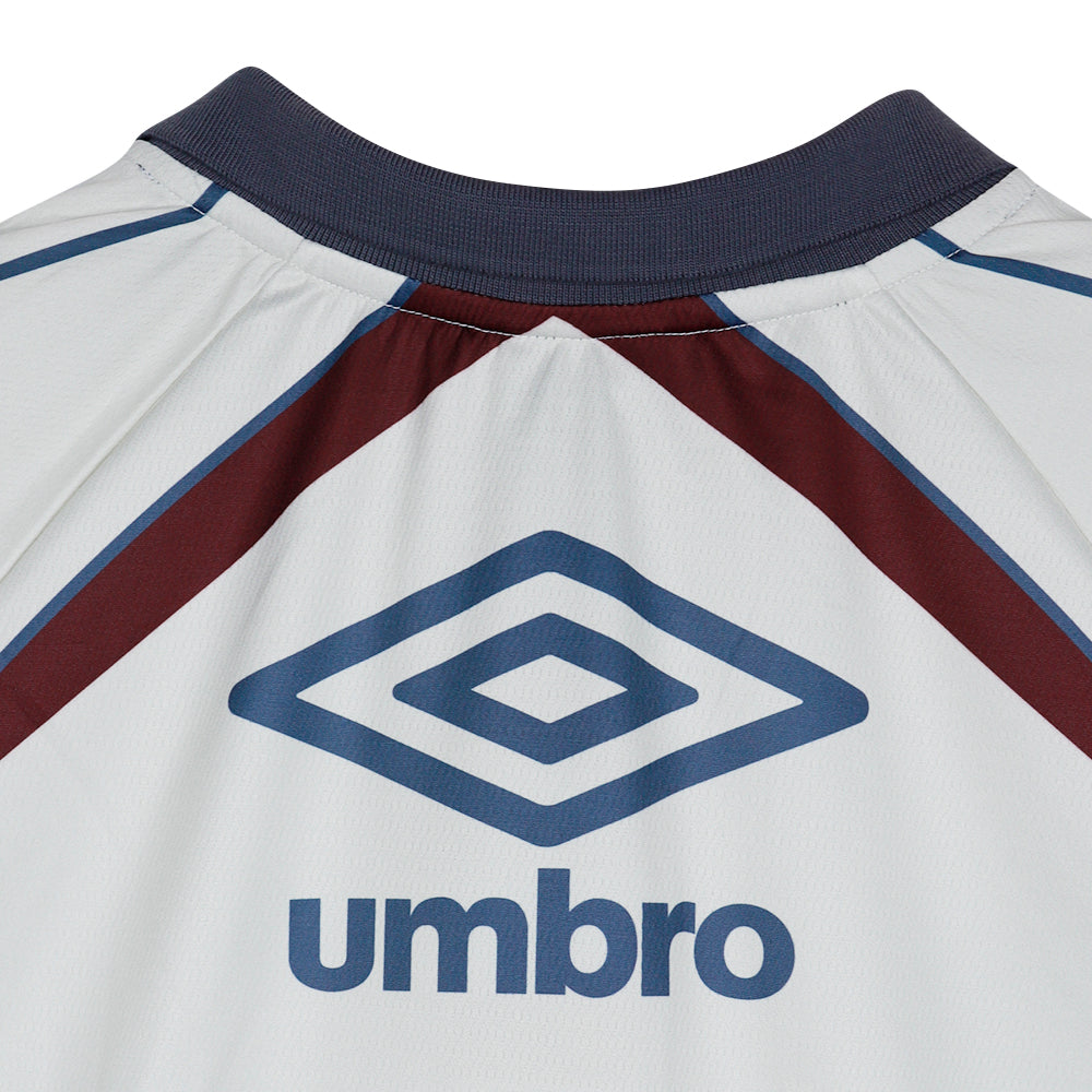 UMBRO Essential Men's Football Jersey - Supersports Thailand