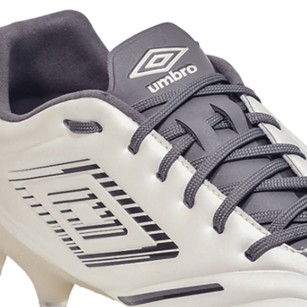 UMBRO Tocco VI Pro FG Men's Football Shoes - Supersports Thailand